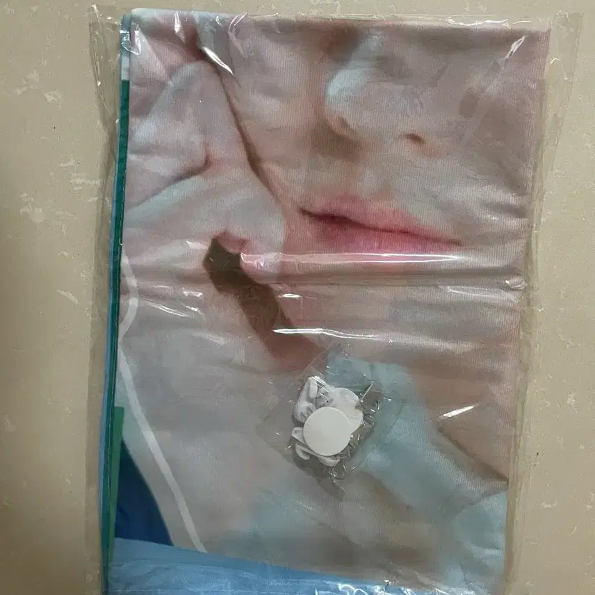 [BUNJANG] ENHYPEN Jungwon Fabric Poster / 엔하이픈 JUNGWON 양정원 패브릭 포스터 ChinaBar