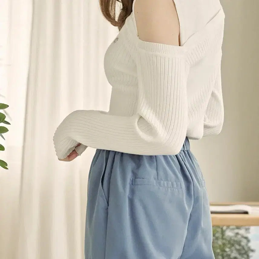 [BUNJANG] Mykene Surreal Cutting Knit Top / 미케네 써리얼 커팅 니트