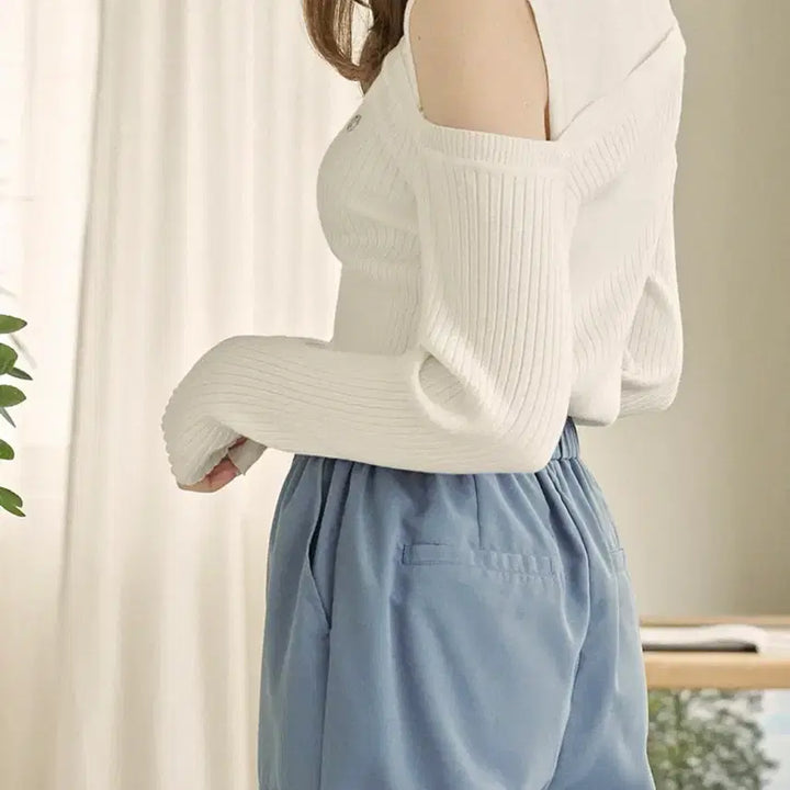 [BUNJANG] Mykene Surreal Cutting Knit Top / 미케네 써리얼 커팅 니트