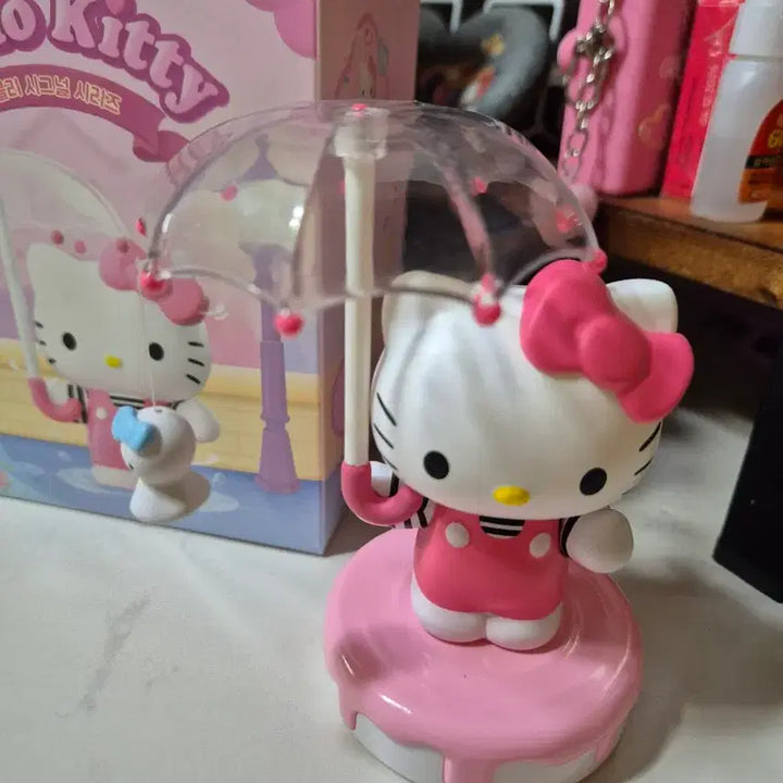 [BUNJANG] Hello Kitty Lovely Signal Figure / 헬로키티 러블리 시그널 피규어