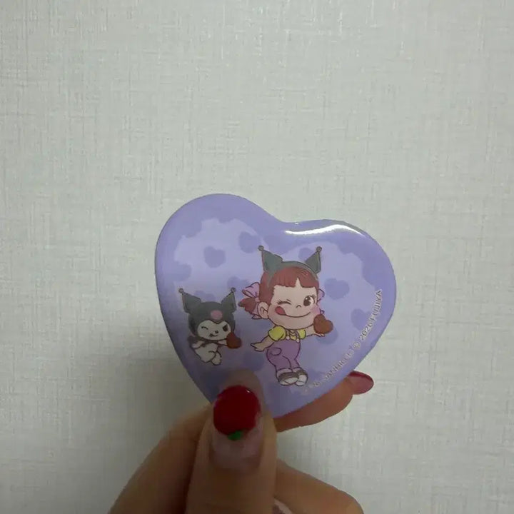 [BUNJANG] Sanrio Peko Kuromi Heart Badge / 산리오 페코 콜라보 하트 캔뱃지 - 쿠로미