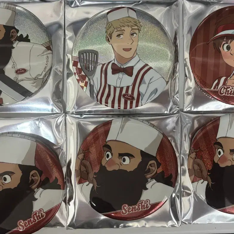 [BUNJANG] Dungeon Meshi [Senshi, Laios, Chilchuck] Bundle Set Acrylic Stand &amp; Can Badge / 던전밥 쿠지 캔뱃지, 아크릴스탠드 일괄 / 센시, 라이오스, 칠책