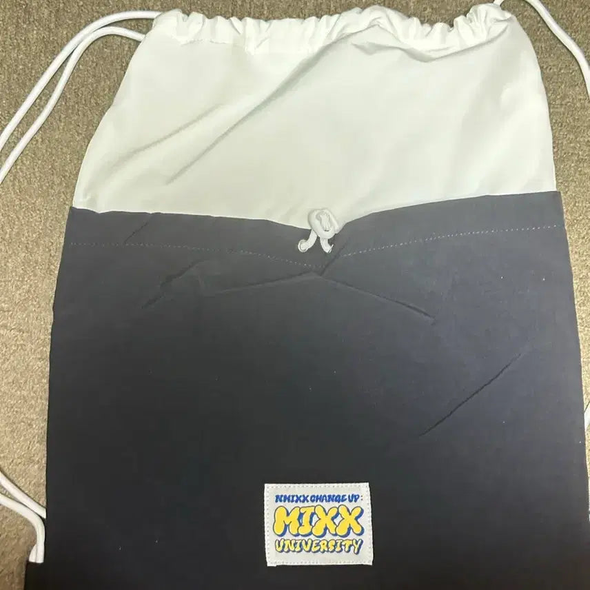 [BUNJANG] NMIXX Mixx Lab Backpack / 엔믹스 믹스랩 짐색 가방 백팩