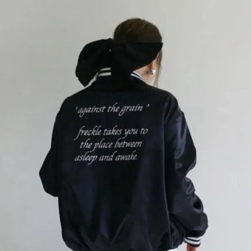 [BUNJANG] Freckle Satin Varsity Jacket - Navy / 프레클 새틴 바시티 자켓 - 네이비