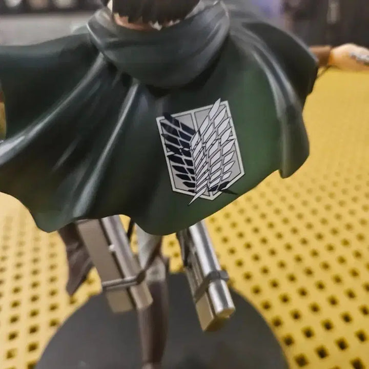 [BUNJANG] SEGA Levi Figure / 진격의거인 진격거 리바이 병장 피규어 세가
