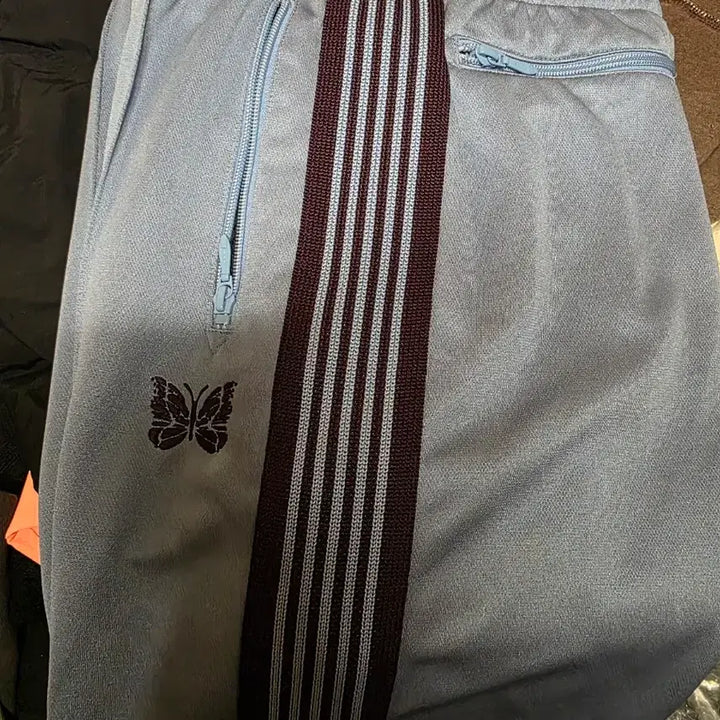 [BUNJANG] Needles Freaks Store Track Pants Straight Fit Size S / 니들스 프릭스스토어 트랙팬츠 스트레이트핏 s사이즈