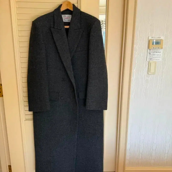 [SOLD OUT] 아웃핏 인디아 코트 차콜