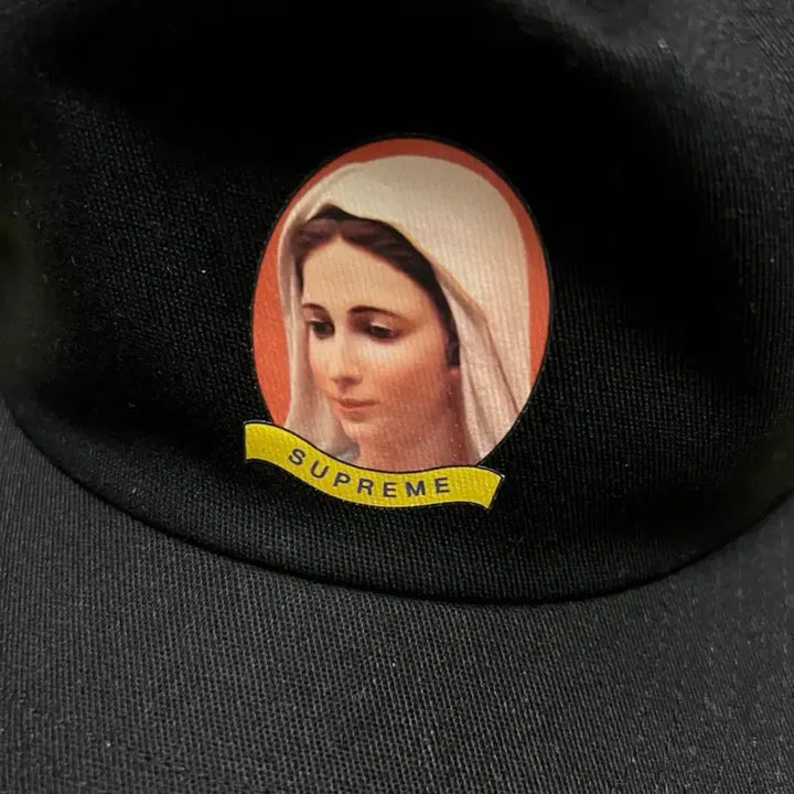 [BUNJANG] Supreme Maria Black Ball Cap / 슈프림 마리아 블랙 볼캡