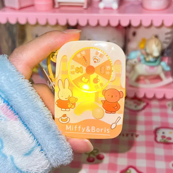 [BUNJANG] Miffy Rotating Roller LED Keychain / 희귀템 미피 회전 롤러 키링 LED
