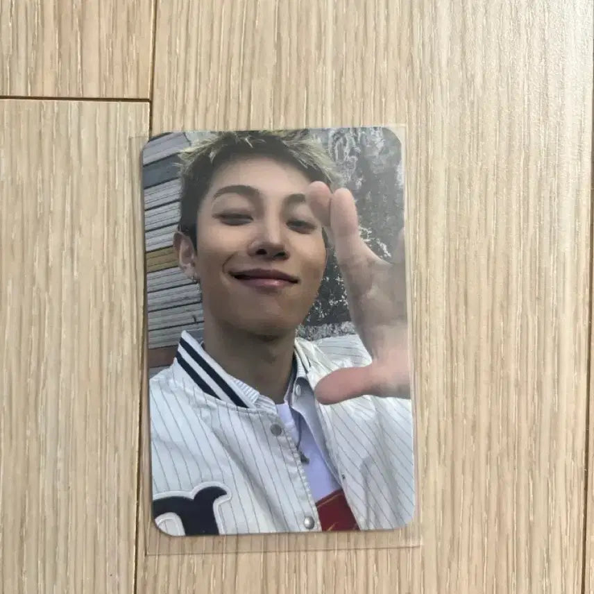 [BUNJANG] Longshot Kim Ryul FaceTime Pre-recording Photocard / 롱샷 김률 페이스타임 사녹포카