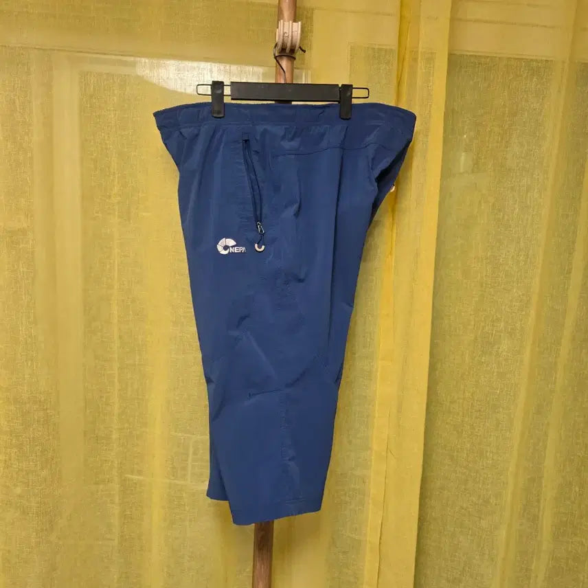 [BUNJANG] Nepa Functional 7-part Shorts / 네파 기능성7부반바지36