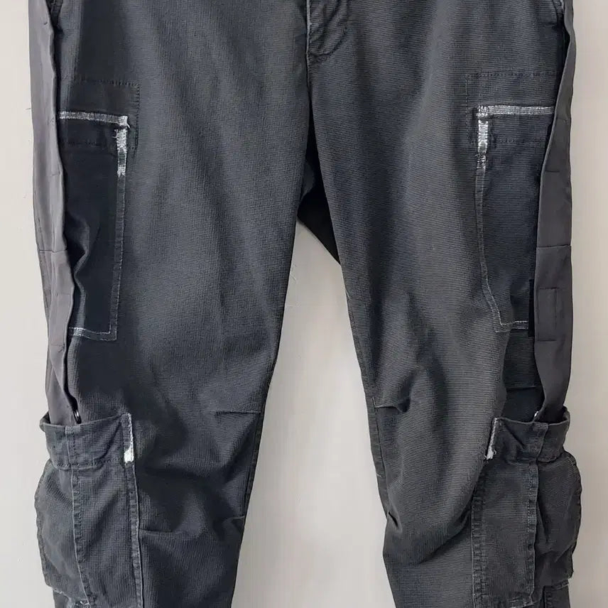 [BUNJANG] Incotex 34 Taped Fit Utility Cargo Pants Charcoal Grey / 인코텍스 34 테입드핏 유틸리티 카고팬츠. CG. A
