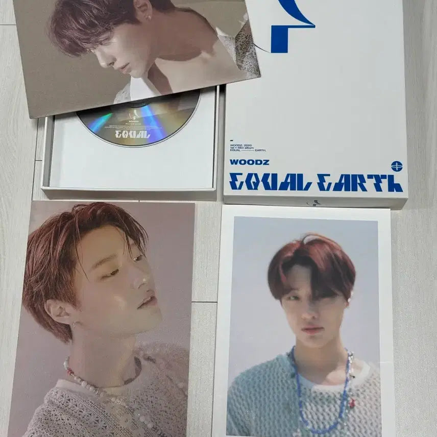 [BUNJANG] WOODZ EQUAL Album with Poster / WOODZ EQUAL 앨범 우즈 이퀄 앨범 포스터 포함