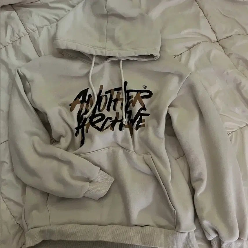 [BUNJANG] Anotherarchive Cream Hoodie M / 어나더아카이브 후드티 크림 M