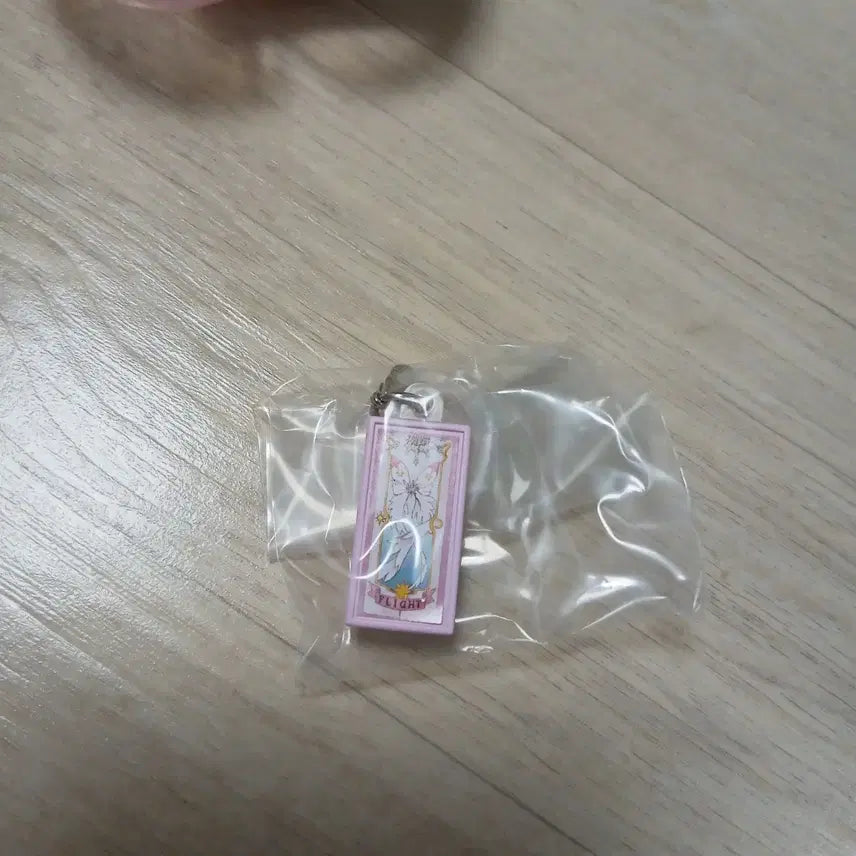 [SOLD OUT] 반다이 카드캡터체리 클리어카드 메지루시 키링 가챠 피규어