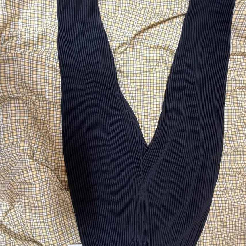 [BUNJANG] Homme Plissé ISSEY MIYAKE JF044 Monthly Color Pants Black / 옴므플리세26년04월 먼슬리 컬러JF044팬츠(새상품)팝니다.