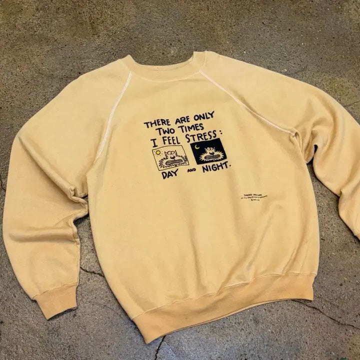 [BUNJANG] Hanes Dog Print Vintage Sweatshirt / 90s Made in USA 미국 빈티지 헤인즈 도그 맨투맨 XL