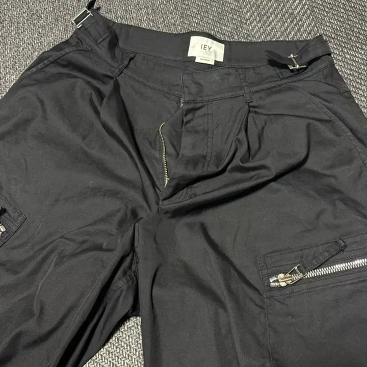 [BUNJANG] EA x Jjanggu Daddy Cargo Pants Black / [M] 이에이x짱구대디 카고팬츠 블랙