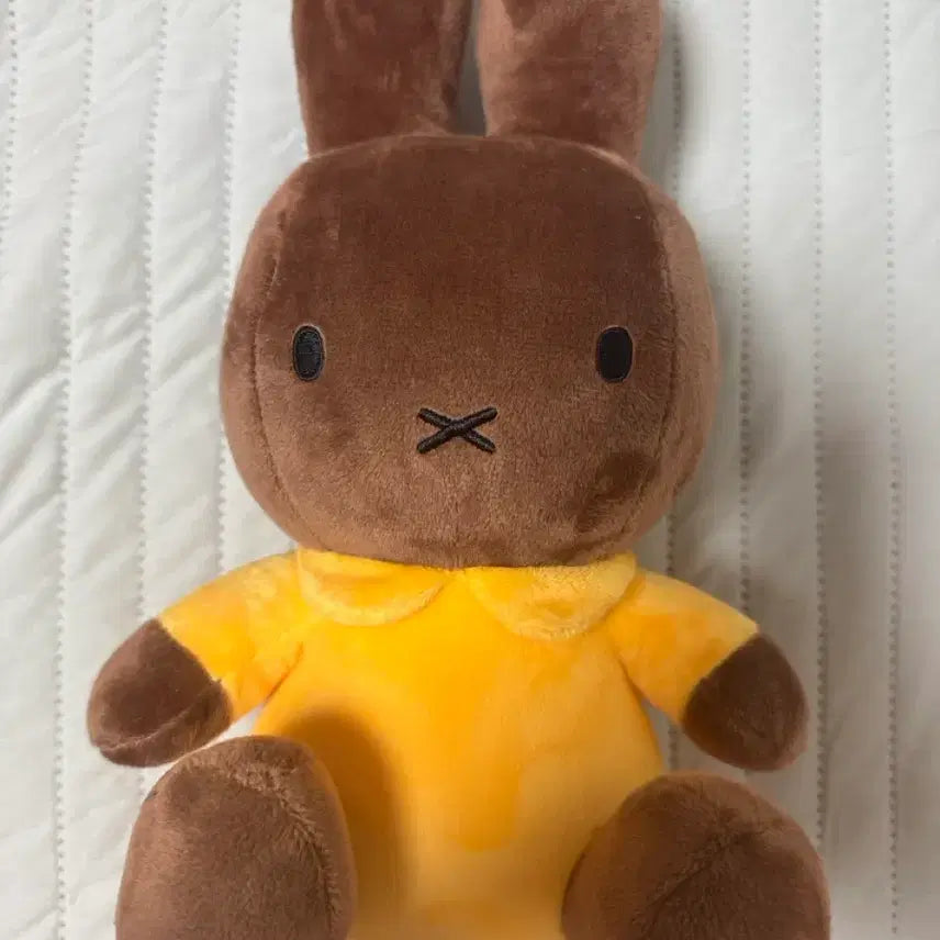 [BUNJANG] Miffy Melanie Brown/Yellow Plush Doll / 딕 브루나 미피 멜라니 브라운/옐로우 인형