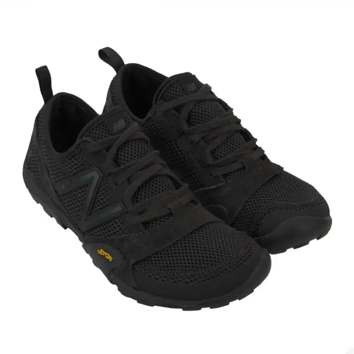 [BUNJANG] New Balance MT10O Black Castle Rock Sneakers / [245] 뉴발란스 미니머스 MT10O 블랙 캐슬락