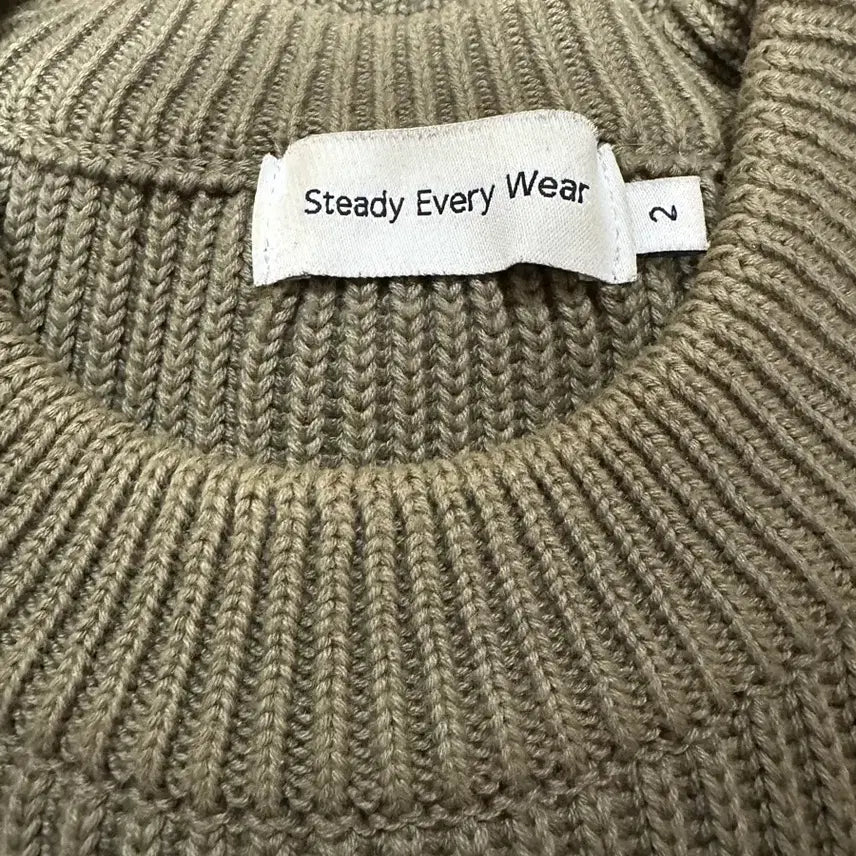 [BUNJANG] Steady-Everywhere Cotton Crew Neck Knit Olive / [2] 스테디에브리웨어 sew 코튼립 크루넥 니트 올리브
