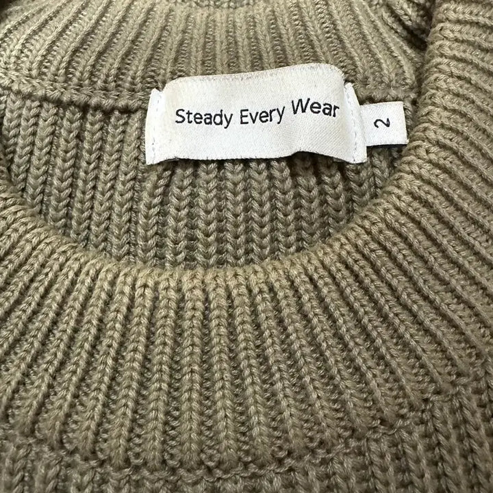 [BUNJANG] Steady-Everywhere Cotton Crew Neck Knit Olive / [2] 스테디에브리웨어 sew 코튼립 크루넥 니트 올리브
