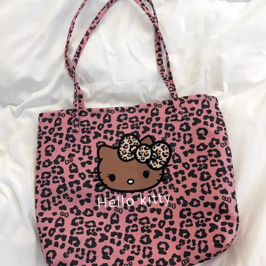 [BUNJANG] Hello Kitty Leopard Shoulder Bag / 새상품) 태닝헬로키티 레오파드 숄더백 핑크