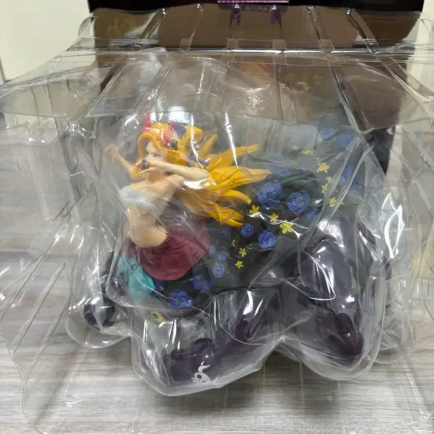 [SOLD OUT] 제일복권 원피스 EX 악마를 품은자들 D상  블랙마리아