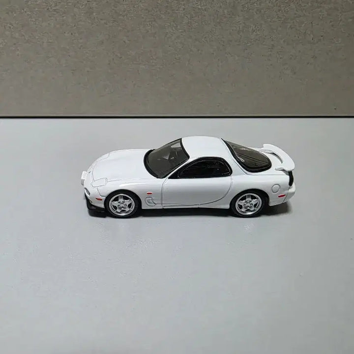 [SOLD OUT] 할인 1/64 다이캐스트 토리빈 RX-7 FD3S