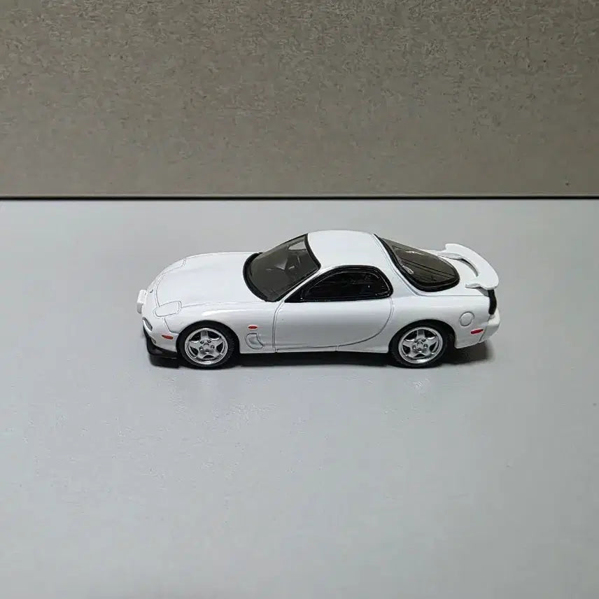 [SOLD OUT] 할인 1/64 다이캐스트 토리빈 RX-7 FD3S