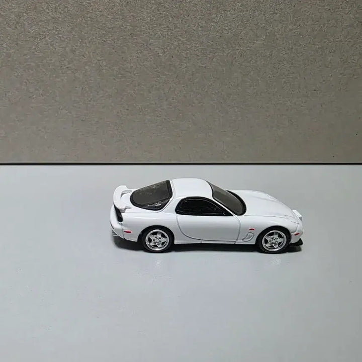 [SOLD OUT] 할인 1/64 다이캐스트 토리빈 RX-7 FD3S