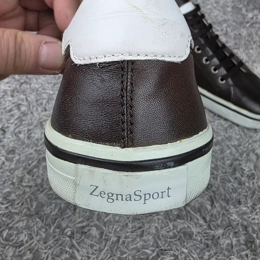 [SOLD OUT] 정품] Zegna 제냐 레더 스니커즈 EU7/260 상태 좋음