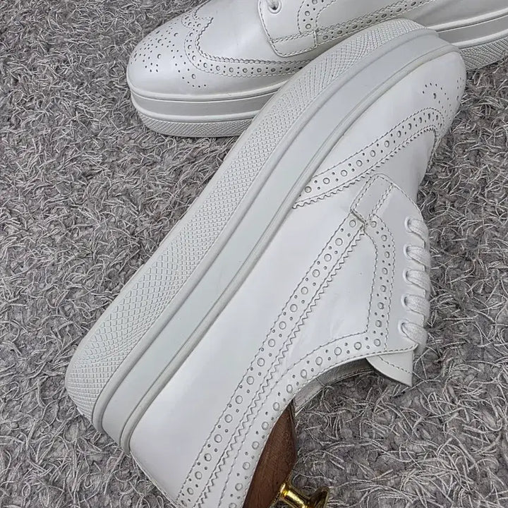 [BUNJANG] PRADA White Leather Clipper EU37 Platform Shoes / 정품] PRADA 프라다 화이트 레더 클리퍼 EU37/240 실착용 5회