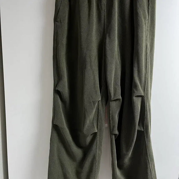 [SOLD OUT] 탑텐 파라슈트 카키 34사이즈