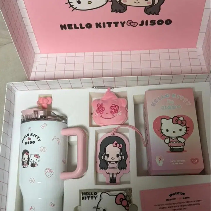 [BUNJANG] Hello Kitty Jisoo Collaboration Goods Set / 헬로키티 지수 콜라보 세트 굿즈