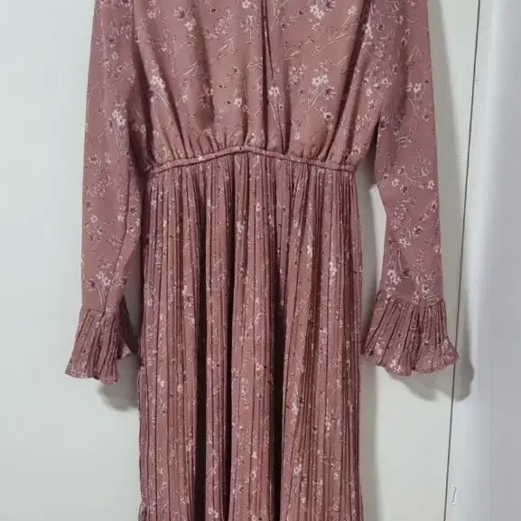 [BUNJANG] Malin Rose Long Pleated Dress / 롱 플리츠 말린장미 원피스