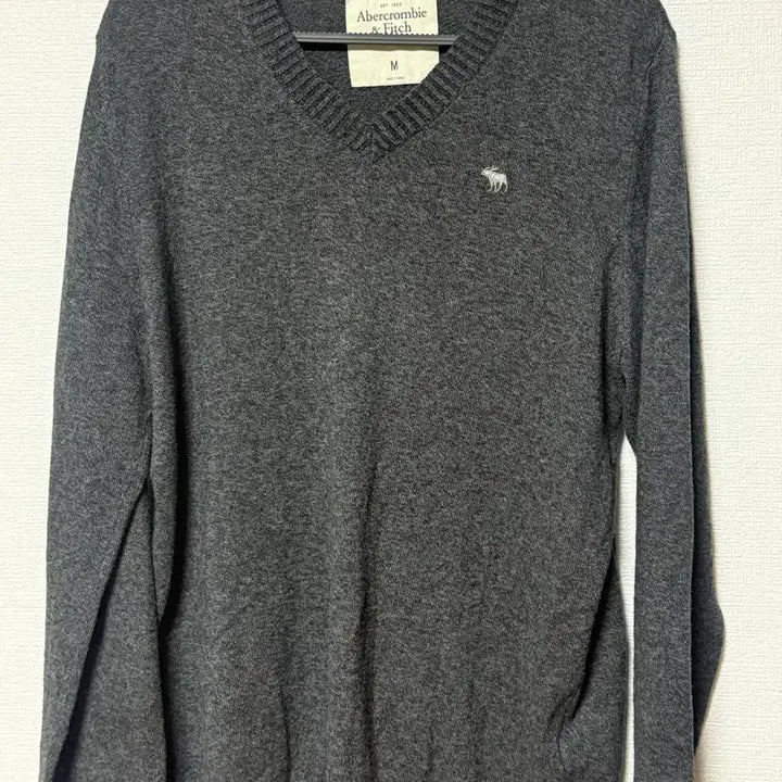 [BUNJANG] Abercrombie Cashmere V-Neck Knit Charcoal 105 / 아베크롬비 캐시미어 브이넥 니트 챠콜 105 ㅍㅍ