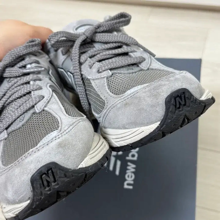 [SOLD OUT] 뉴발란스 ML2002RC (그레이) 235사이즈 1회착용