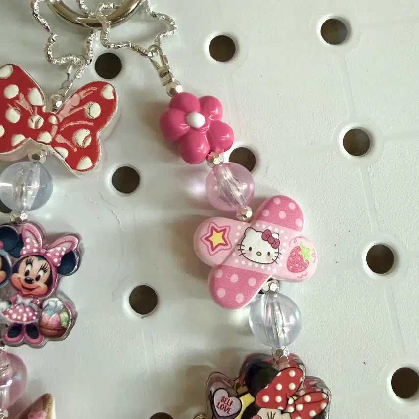 [BUNJANG] Mickey &amp; Minnie Acrylic Bead Keychain / 미키미니 디자인 아크릴 비즈 키링