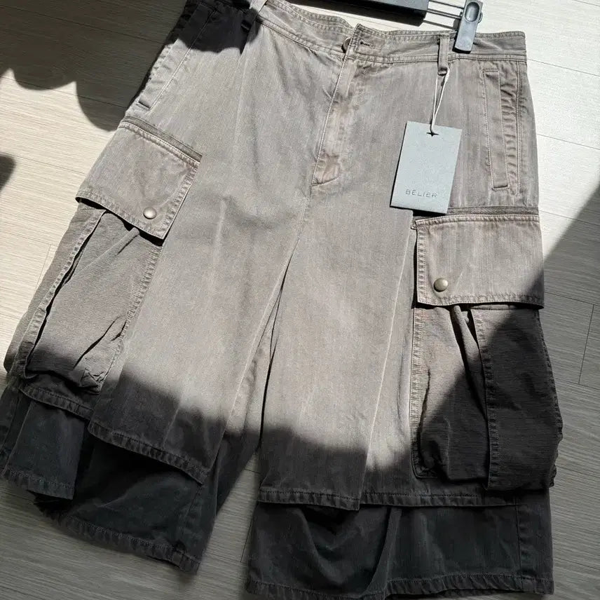 [BUNJANG] Vellie Road Trip Cargo Bermuda Pants / 벨리에_로드 트립 카고 버뮤다 팬츠