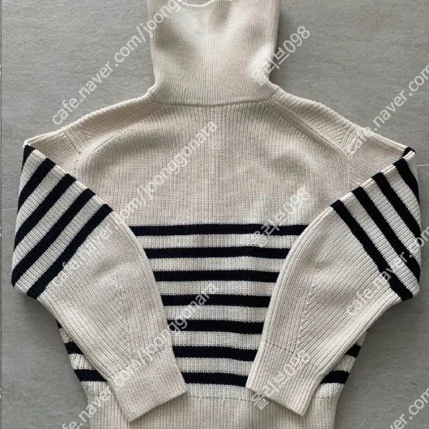 [BUNJANG] COS Knitted Half Zip Sweater / [새상품] 코스 니티드 하프 집 스웨터, COS