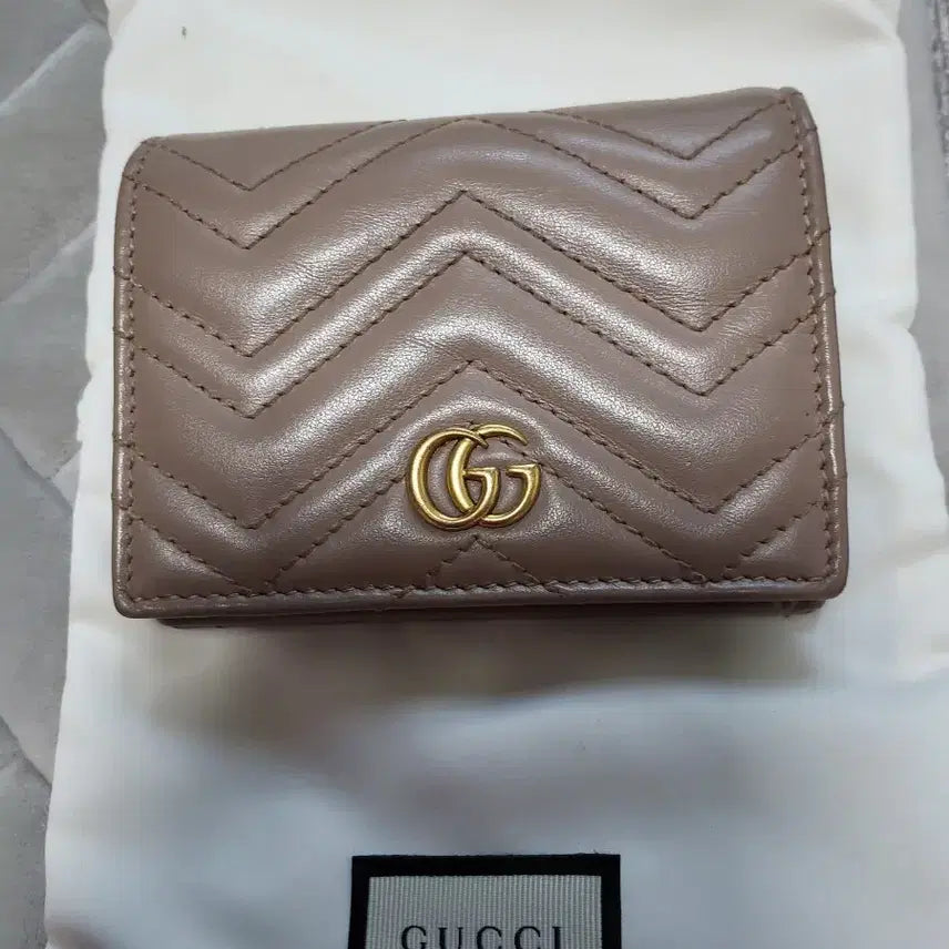 [BUNJANG] Gucci Marmont Bi-fold Wallet Beige / 구찌 마몬트 반지갑 베이지색상