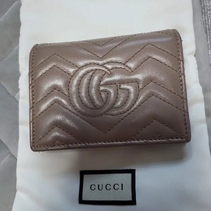 [BUNJANG] Gucci Marmont Bi-fold Wallet Beige / 구찌 마몬트 반지갑 베이지색상