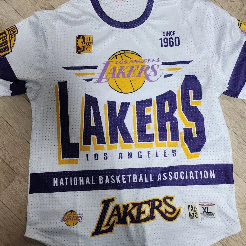 [BUNJANG] LA Lakers Purple Accent T-shirt XL / LA LAKERS 레이커스 반팔 티셔츠 XL