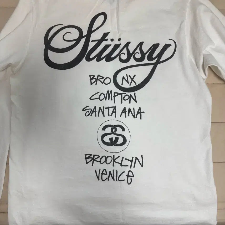 [SOLD OUT] 스투시 월드투어 롱슬리브 티셔츠 화이트 S