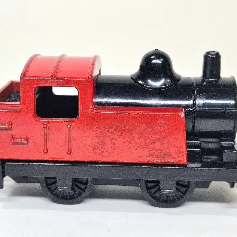 [BUNJANG] Matchbox Superfast 6-Car Diesel Shunter, Steam Locomotive, and Passenger Coach Set - Made in England (1978) / 올드미니카 [매치박스] 션터, 증기기관차, 객차 6량 세트