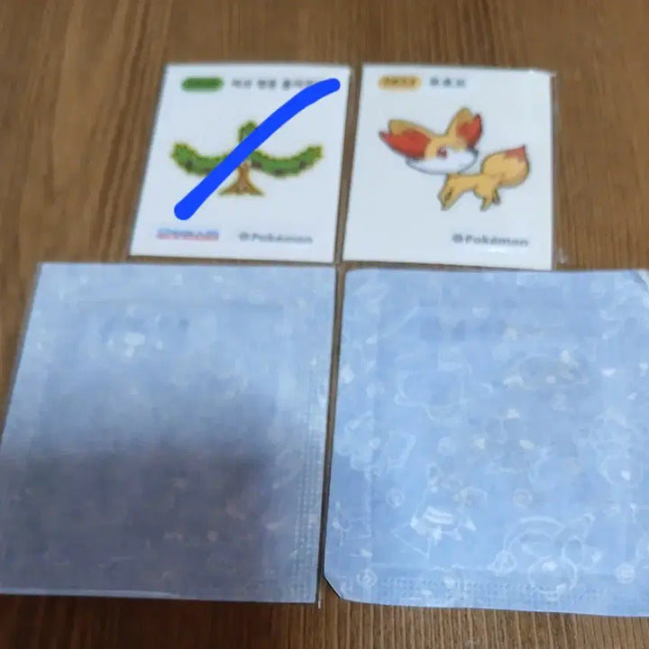 [BUNJANG] Pokemon Stickers (Tteob-eok) - Choose 1: Lumineon, Lycanroc, Poipole, Six Heroes, Oricorio, Fennekin / 포켓몬띠부씰 1개 선택 베베놈 루가루암 푸호꼬 여섯영웅 올리르바