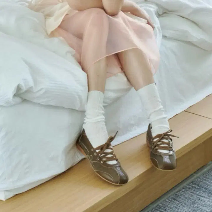 [BUNJANG] KHIHO Sneakers 240 / KHIHO 기호 스니커즈 240
