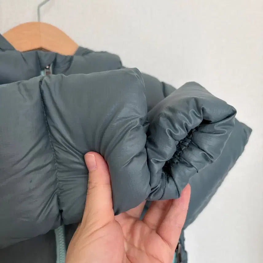[SOLD OUT] 파타고니아 아동 패딩 후드 자켓 3t