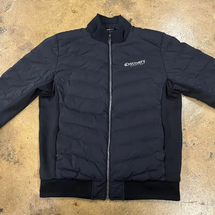 [SOLD OUT] [정품/100] 디스커버리 경량 패딩 블랙 점퍼